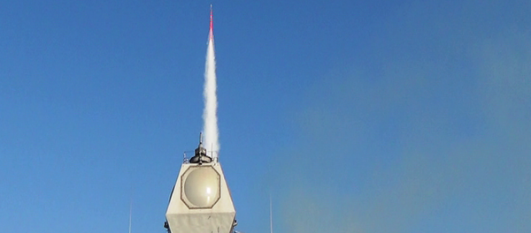 INS Kolkata firing a Barak 8 long-range Surface-to-Air Missile (SAM) - Sputnik International