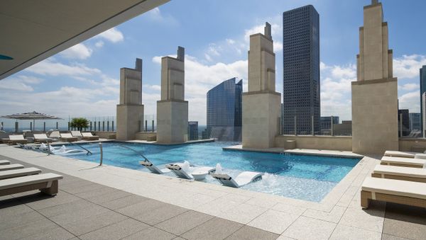Sky Pool - Sputnik International
