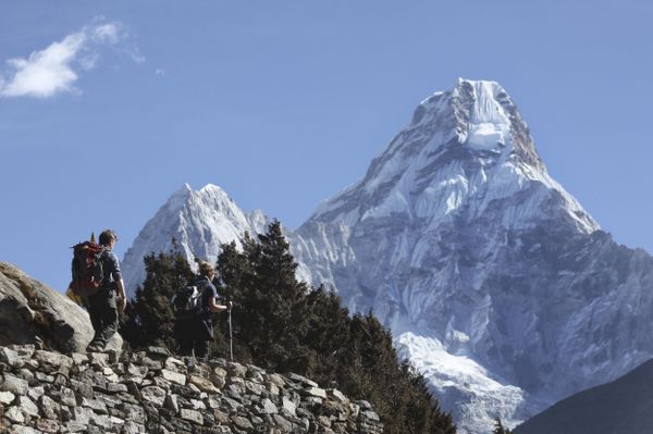 Nepal Invites Russian Defence Ministry to Climb Mount Everest - Ambassador - Sputnik International