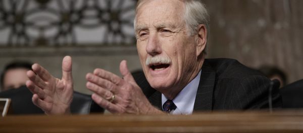 Senate Armed Services Senate Committee member Sen. Angus King, I-Maine questions Gen. John Nicholson, the top U.S. commander in Afghanistan on Capitol Hill in Washington, Thursday, Feb. 9, 2017 Senate Armed Services Senate Committee member Sen. Angus King, I-Maine questions Gen. John Nicholson, the top U.S. commander in Afghanistan on Capitol Hill in Washington, Thursday, Feb. 9, 2017 - Sputnik International
