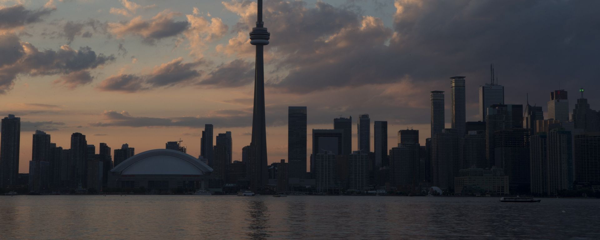 the Toronto skyline  - Sputnik International, 1920, 01.11.2022