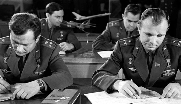 Int'l Day of Human Space Flight: A Look at the First Trip to Space - Sputnik International