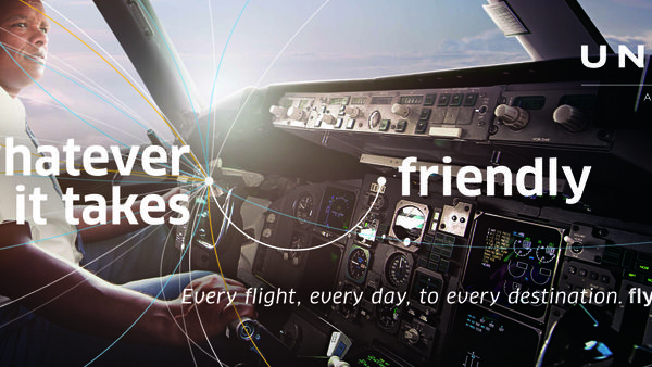 United Airlines advertisement United Airlines advertisement - Sputnik International