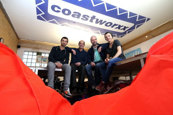 Owner Christian Lubbe (second from the left) and the Coastworxx team Owner Christian Lubbe (second from the left) and the Coastworxx team - Sputnik International