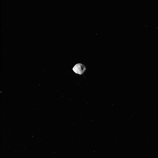 Atlas, the flying saucer moon of Saturn. Photo taken by NASA's Cassini Probe. Atlas, the flying saucer moon of Saturn. Photo taken by NASA's Cassini Probe. - Sputnik International