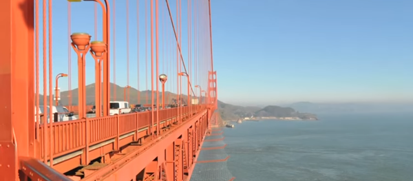 The $200 million suicide net on the edges of the Golden Gate Bridge, which began construction in 2017. - Sputnik International