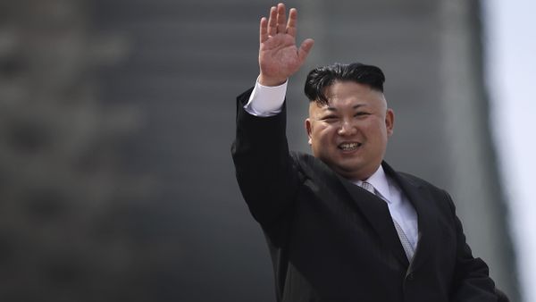 North Korean leader Kim Jong Un waves during a military parade on Saturday, April 15, 2017, in Pyongyang, North Korea to celebrate the 105th birth anniversary of Kim Il Sung, the country's late founder and grandfather of current ruler Kim Jong Un. - Sputnik International