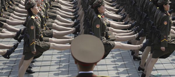 North Korean women soldiers take part in a military parade Saturday, April 15, 2017, in Pyongyang, North Korea, to celebrate the 105th birth anniversary of Kim Il Sung, the country's late founder and grandfather of current ruler Kim Jong Un. - Sputnik International