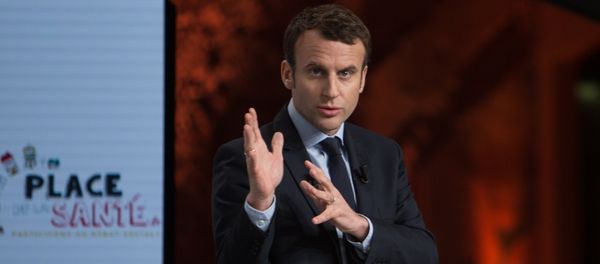 Former French Minister of the Economy Emmanuel Macron who runs for French president presents his healthcare and social security program to the National Federation of French Mutual Insurance in Paris Former French Minister of the Economy Emmanuel Macron who runs for French president presents his healthcare and social security program to the National Federation of French Mutual Insurance in Paris - Sputnik International