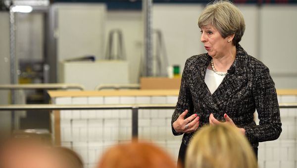 Britain's Prime Minister, Theresa May, addresses staff at a GlaxoSmithKline toothpaste factory in Maidenhead, April 21, 2017. Britain's Prime Minister, Theresa May, addresses staff at a GlaxoSmithKline toothpaste factory in Maidenhead, April 21, 2017. - Sputnik International
