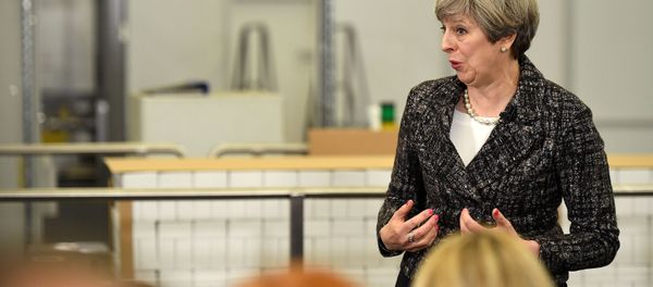 Britain's Prime Minister, Theresa May, addresses staff at a GlaxoSmithKline toothpaste factory in Maidenhead, April 21, 2017. Britain's Prime Minister, Theresa May, addresses staff at a GlaxoSmithKline toothpaste factory in Maidenhead, April 21, 2017. - Sputnik International