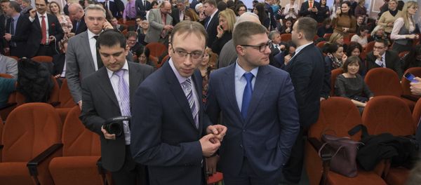 Members of Jehovah's Witnesses wait in a court room in Moscow, Russia Members of Jehovah's Witnesses wait in a court room in Moscow, Russia - Sputnik International
