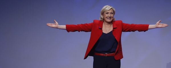 Marine Le Pen, French National Front (FN) political party leader and candidate for French 2017 presidential election, attends a campaign rally in Paris, France, April 17, 2017. - Sputnik International