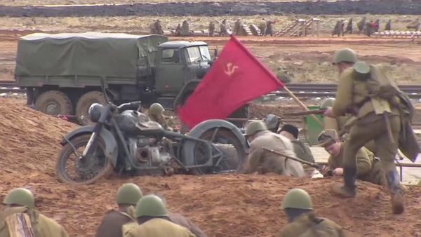 Battle Of Berlin Reenacted Near Moscow - Sputnik International