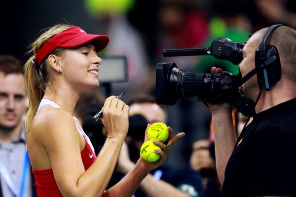 Guess Who's Back? Queen of the Tennis Court Maria Sharapova Returns to Action - Sputnik International
