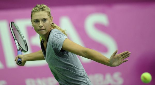 Guess Who's Back? Queen of the Tennis Court Maria Sharapova Returns to Action - Sputnik International