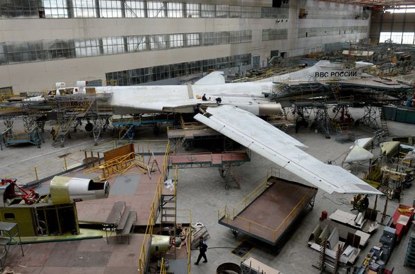 Overhaul of Tu-160 planes at Kazan Aircraft Plant Overhaul of Tu-160 planes at Kazan Aircraft Plant - Sputnik International