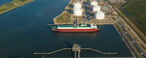 Golden Pass LNG Terminal on the Sabine-Neches Waterway in Sabine Pass, Texas - Sputnik International
