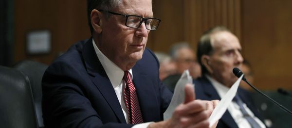 FILE - In this Tuesday, March 14, 2017, file photo, United States Trade Representative-nominee Robert Lighthizer, foreground, looks at documents during his confirmation hearing on Capitol Hill in Washington FILE - In this Tuesday, March 14, 2017, file photo, United States Trade Representative-nominee Robert Lighthizer, foreground, looks at documents during his confirmation hearing on Capitol Hill in Washington - Sputnik International