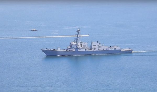 US Destroyer Sails Into Disputed South China Sea Amid Beijing's Reported Refusal to Grant It Port Visit US Destroyer Sails Into Disputed South China Sea Amid Beijing's Reported Refusal to Grant It Port Visit - Sputnik International