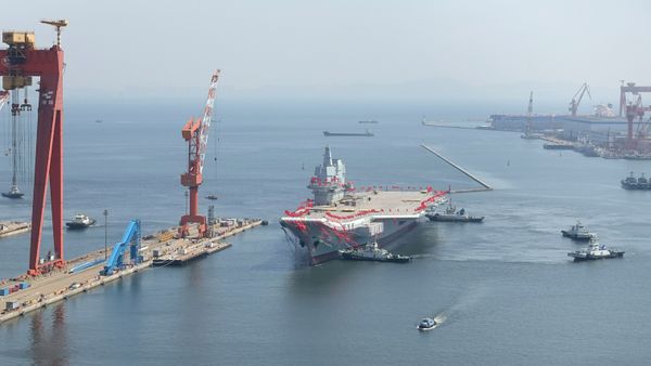 China's first domestically built aircraft carrier is seen during its launching ceremony in Dalian, Liaoning province, China, April 26, 2017 - Sputnik International