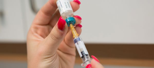A doctor's assistant prepares a measles vaccination in Berlin, Germany (File) - Sputnik International