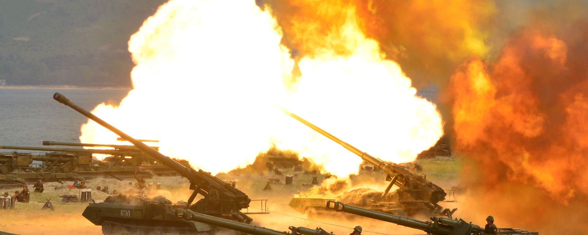 KPA self-propelled artillery in action KPA self-propelled artillery in action - Sputnik International, 1920, 14.10.2022