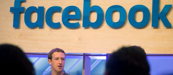 Facebook CEO Mark Zuckerberg in Berlin February 25, 2016 - Sputnik International