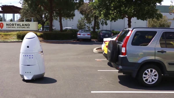 The Knightscope K5, a fully automated security robot. - Sputnik International
