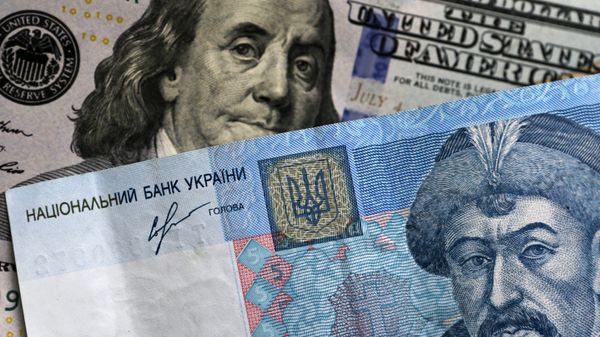 US and Ukrainian notes and coins - Sputnik International