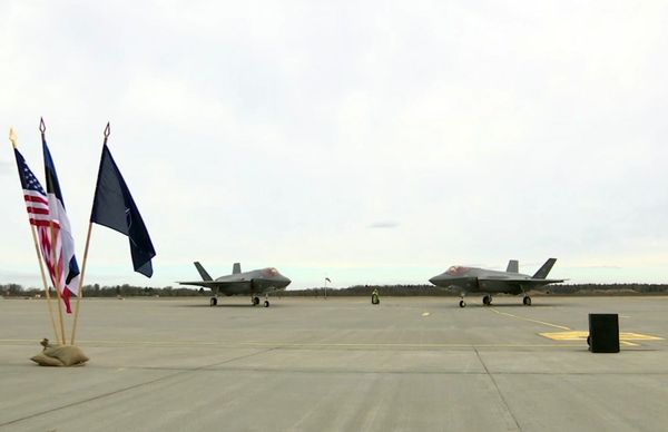 In this image made from video, two F35A fighter jets sit on the tarmac at the Amari Airbase in Harjumaa, Estonia, Tuesday, April 25, 2017 - Sputnik International
