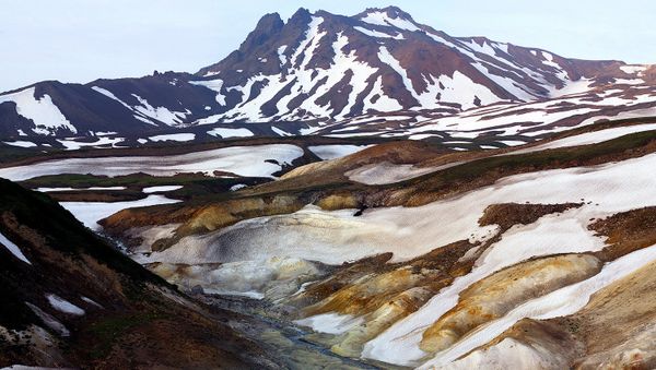 Living on the Volcano: Miraculous Kamchatka Nature Reserve - Sputnik International