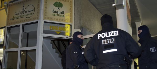 (File) Police officers guard the 'Seituna' cultural society in Berlin, Germany, Thursday, Nov. 26, 2015 (File) Police officers guard the 'Seituna' cultural society in Berlin, Germany, Thursday, Nov. 26, 2015 - Sputnik International