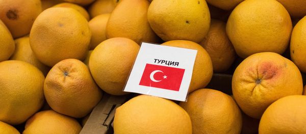 Turkish tangerines on sale in Omsk Turkish tangerines on sale in Omsk - Sputnik International