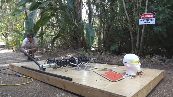 Giant Mouse Trap - Sputnik International