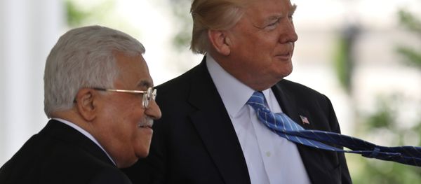 U.S. President Donald Trump welcomes Palestinian President Mahmoud Abbas at the White House in Washington D.C., U.S., May 3, 2017 - Sputnik International