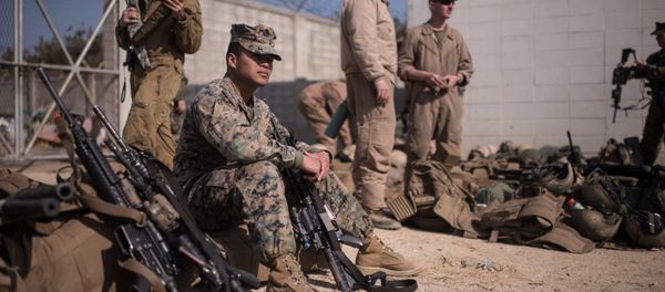 In a photo taken on March 15, 2016 US soldiers of the 13th and 31st Marine Expeditionary Units gather after arriving on shore during a joint military exercise with South Korea entitled 'Ssang Yong', near the southeastern port city of Pohang In a photo taken on March 15, 2016 US soldiers of the 13th and 31st Marine Expeditionary Units gather after arriving on shore during a joint military exercise with South Korea entitled 'Ssang Yong', near the southeastern port city of Pohang - Sputnik International