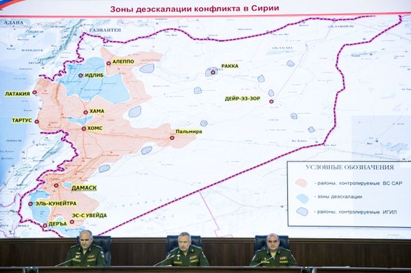 From left, Col. Gen. Sergei Rudskoi of the Russian General Staff, Deputy Defense Minister Alexander Fomin and Lt. Gen. Stanislav Gadzhimagomedov attend a briefing in the Defense Ministry in Moscow, Russia, Friday, May 5, 2017. Map displayed in the background shows regions controlled by the Syrian Army (in red), the de-escalation zones (in green), and areas controlled by Daesh (in dark blue). From left, Col. Gen. Sergei Rudskoi of the Russian General Staff, Deputy Defense Minister Alexander Fomin and Lt. Gen. Stanislav Gadzhimagomedov attend a briefing in the Defense Ministry in Moscow, Russia, Friday, May 5, 2017. Map displayed in the background shows regions controlled by the Syrian Army (in red), the de-escalation zones (in green), and areas controlled by Daesh (in dark blue). - Sputnik International