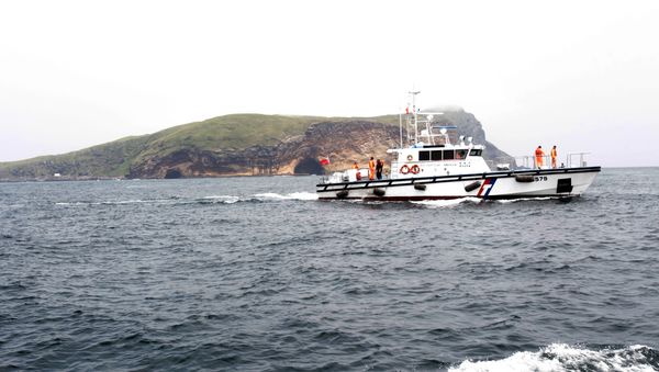 Taiwan Coast Guard's vessel patrols during Taiwanese President Ma Ying-jeou's visit to Pengjia Islet in the East China Sea, north of Taiwan, Saturday, April 9, 2016. Taiwan Coast Guard's vessel patrols during Taiwanese President Ma Ying-jeou's visit to Pengjia Islet in the East China Sea, north of Taiwan, Saturday, April 9, 2016. - Sputnik International