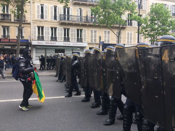 Demonstration called by the collectif Front Social and labour unions on May 8, 2017 a day after the French presidential election.  - Sputnik International