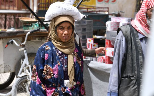 A woman in Deir ez-Zor, Syria. - Sputnik International