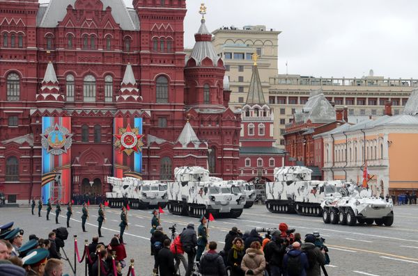 From the Red Square to Airbase in Syria: Russia Celebrates WII Victory Day - Sputnik International
