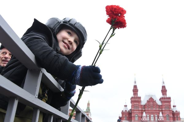 From the Red Square to Airbase in Syria: Russia Celebrates WII Victory Day - Sputnik International