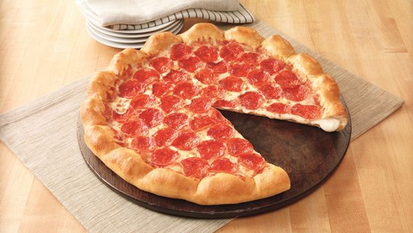 Pizza Hut adds new 3-Cheese Stuffed Crust Pizza to menus as first permanent pizza offering in almost two decades. - Sputnik International