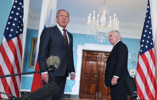 Exclusive: Sergei Lavrov Talks About West's Historical Revisionism, US Election and Navalny Case - Sputnik International