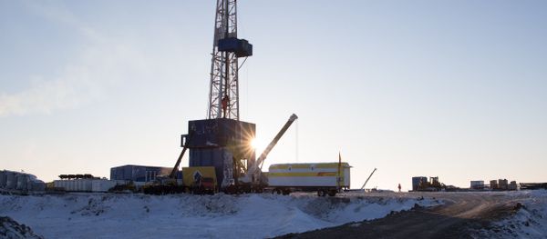 Russia's Rosneft company starts drilling of the Tsentralno-Olginskaya-1 well, the northernmost well on the Russian Arctic shelf. File photo Russia's Rosneft company starts drilling of the Tsentralno-Olginskaya-1 well, the northernmost well on the Russian Arctic shelf. File photo - Sputnik International