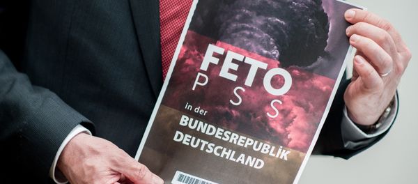Lower Saxony's Interior Minister Boris Pistorius holds the cover of a list with the names of alleged supporters of the Gulen movement that was handed over to Germany's Federal Intelligence Service (Bundesnachrichtendienst) by representatives of the Turkish intelligence service, during a press conference in Hanover, central Germany, on March 28, 2017 Lower Saxony's Interior Minister Boris Pistorius holds the cover of a list with the names of alleged supporters of the Gulen movement that was handed over to Germany's Federal Intelligence Service (Bundesnachrichtendienst) by representatives of the Turkish intelligence service, during a press conference in Hanover, central Germany, on March 28, 2017 - Sputnik International