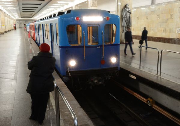 When the Trains Go Marching In: Moscow Metro Celebrates 82nd Anniversary - Sputnik International