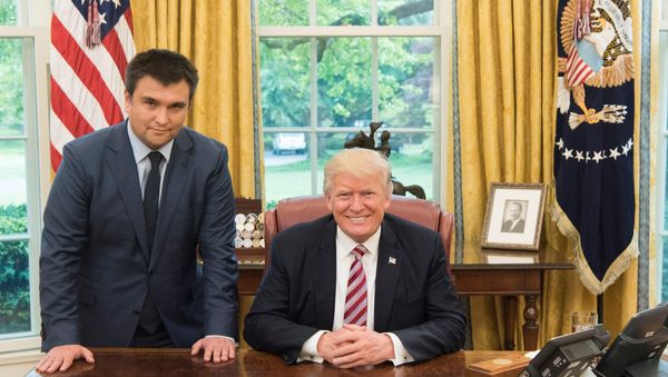 Ukrainian Foreign Minister Pavlo Klimkin with US President Donald Trump in the Oval Office Ukrainian Foreign Minister Pavlo Klimkin with US President Donald Trump in the Oval Office - Sputnik International
