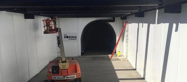 Musk teases first look at Boring Company tunnel - Sputnik International